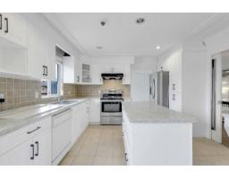 6832 127a Street, Surrey, BC V3W1H7 Photo 9