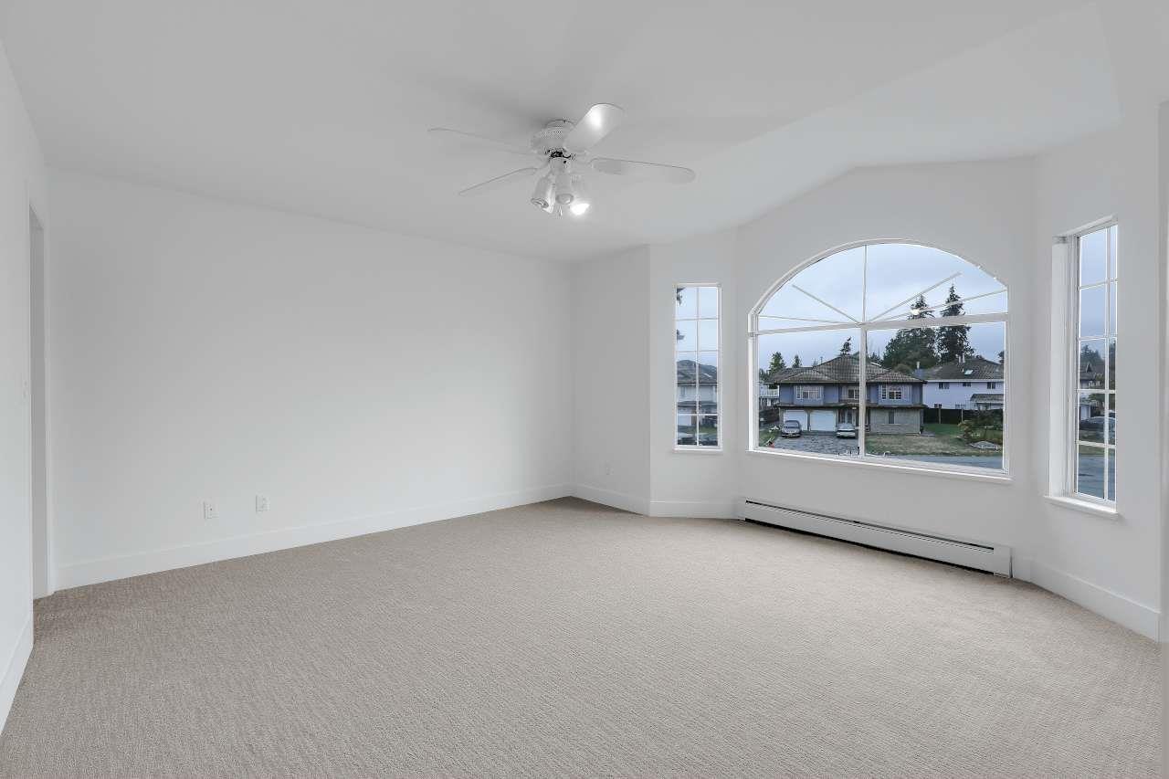 Photo of 6832 127A STREET 25