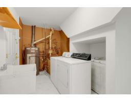 6832 127a Street, Surrey, BC V3W1H7 Photo 37