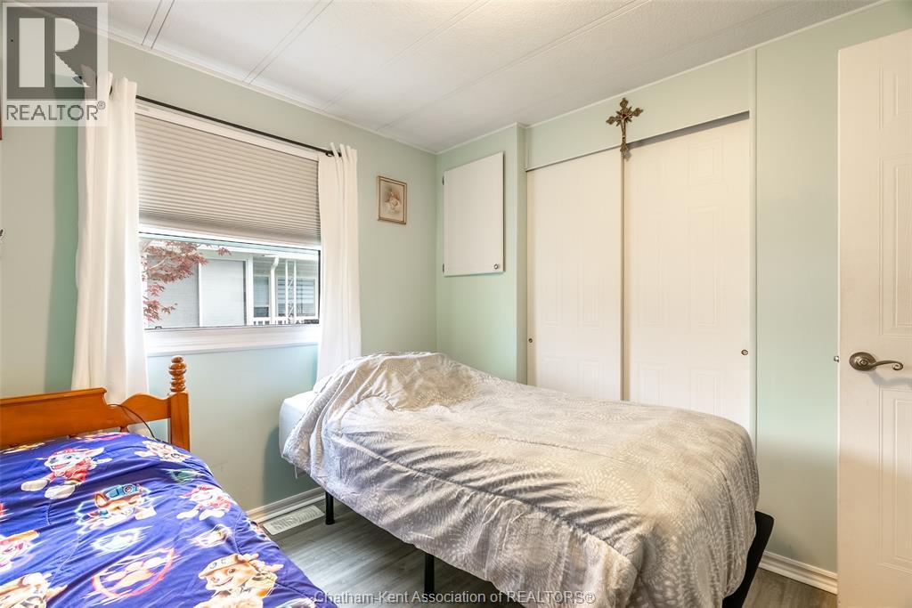 132 Dunkirk DRIVE - Image 20