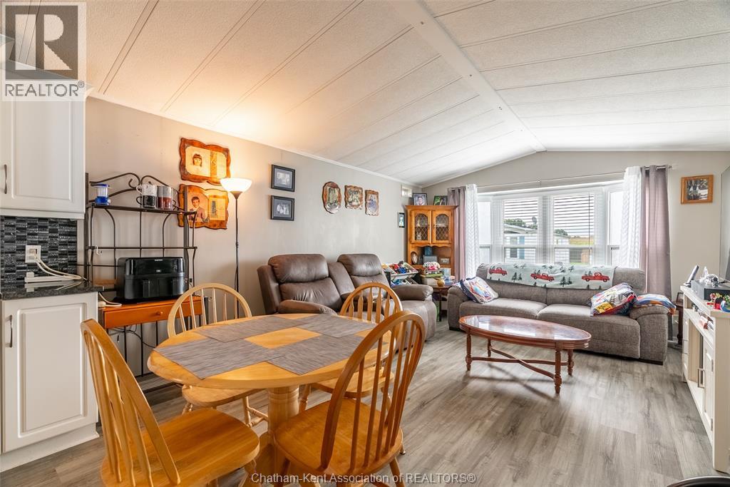 132 Dunkirk DRIVE - Image 14