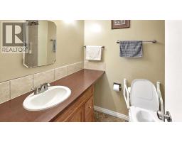 5743 & 5745 53 Street Close, Rocky Mountain House, AB T4T1M6 Photo 10