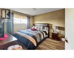 5743 & 5745 53 Street Close, Rocky Mountain House, AB T4T1M6 Photo 25