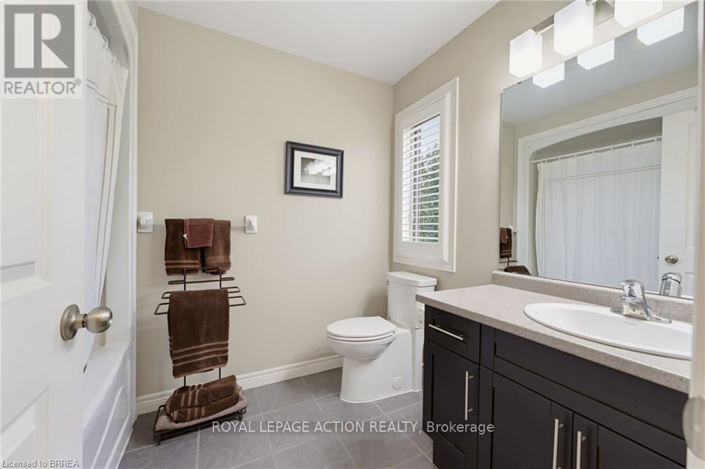 3- 68 Fairview Drive, Brantford, ON photo 23