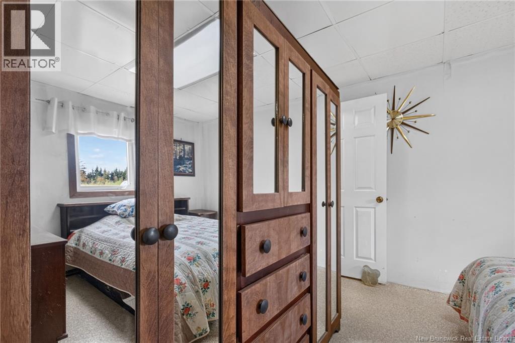 50 Woodland Boulevard - 20