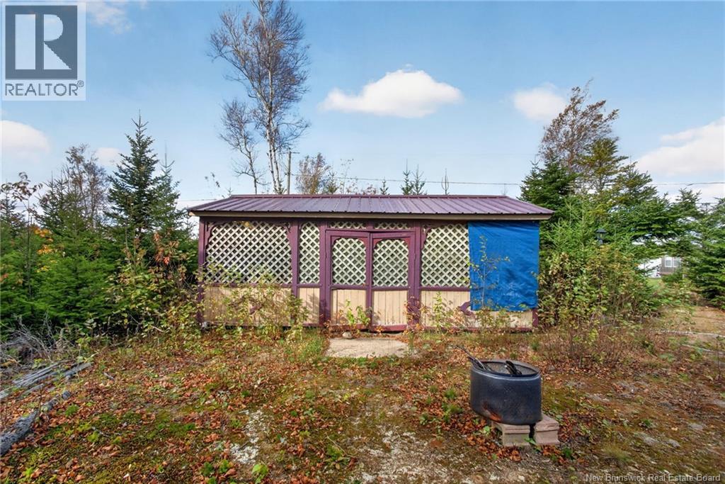 50 Woodland Boulevard - 30