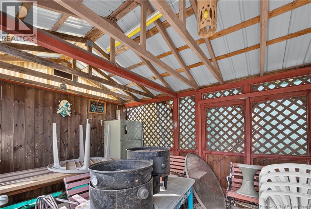 50 Woodland Boulevard - 31