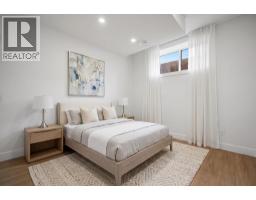 420 32 Avenue NW - photo 37