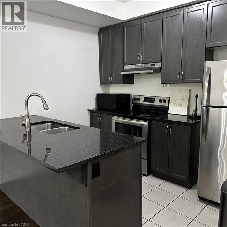 3 Bed, 3 Bath Townhouse for Rent in Scarborough – 15 HERON PARK Place Unit# 14, Scarborough – MLS# 40863623 - Image 3