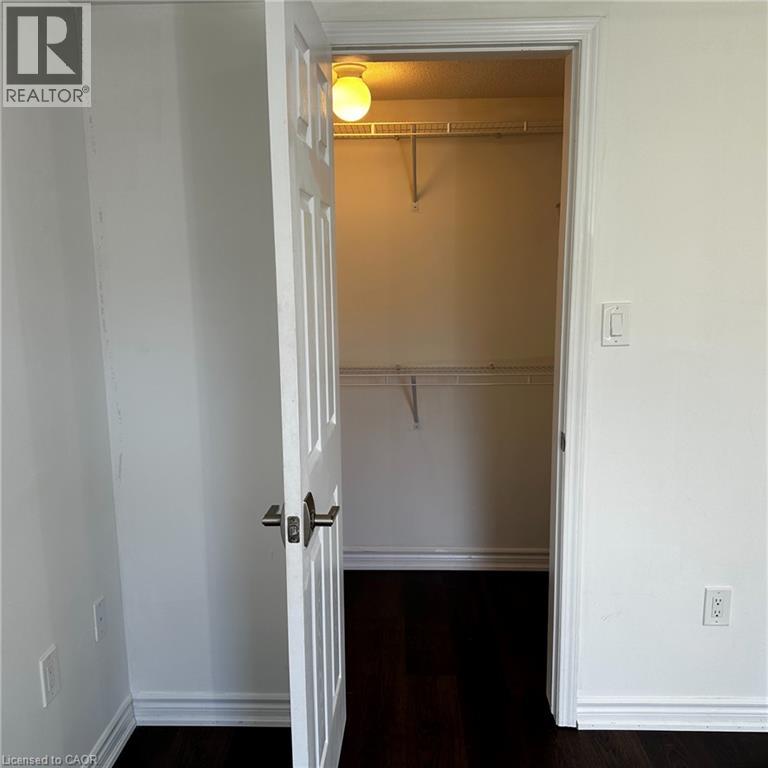 3 Bed, 3 Bath Townhouse for Rent in Scarborough – 15 HERON PARK Place Unit# 14, Scarborough – MLS# 40863623 - Image 15