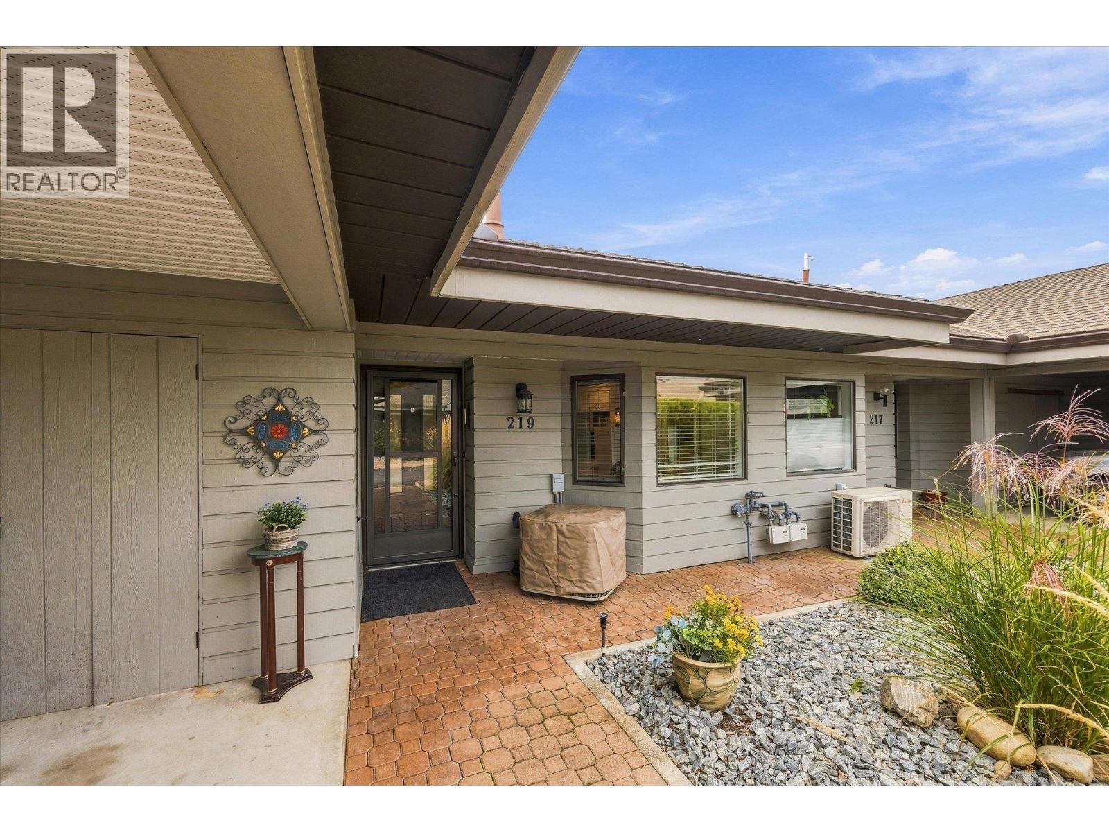 219 1765 Leckie Road, Kelowna