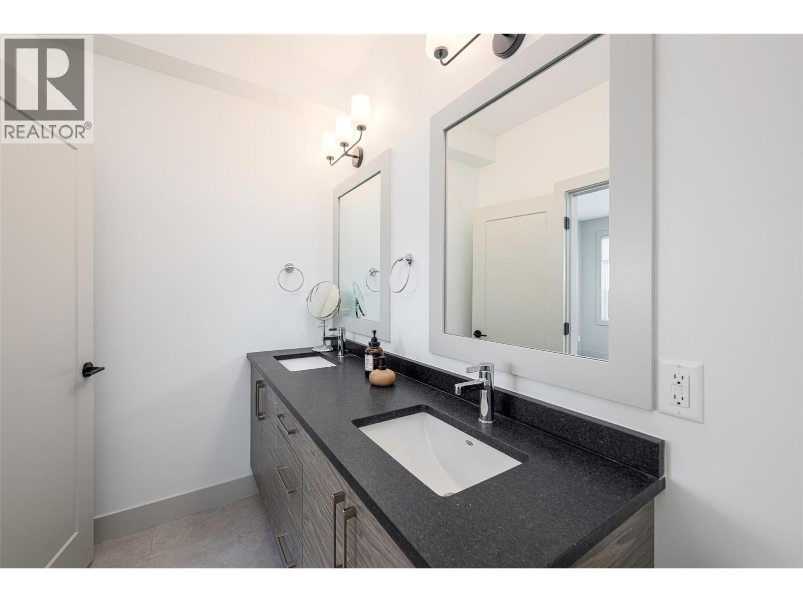 280B Grizzly Ridge Trail, Big White - Image 1
