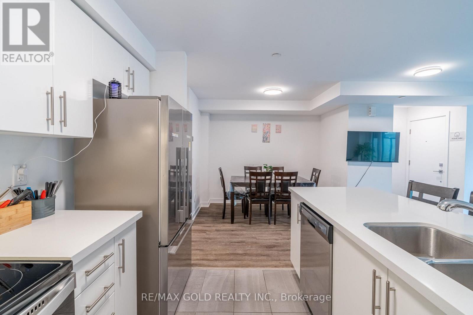 #13 175 VETERANS DRIVE - 8