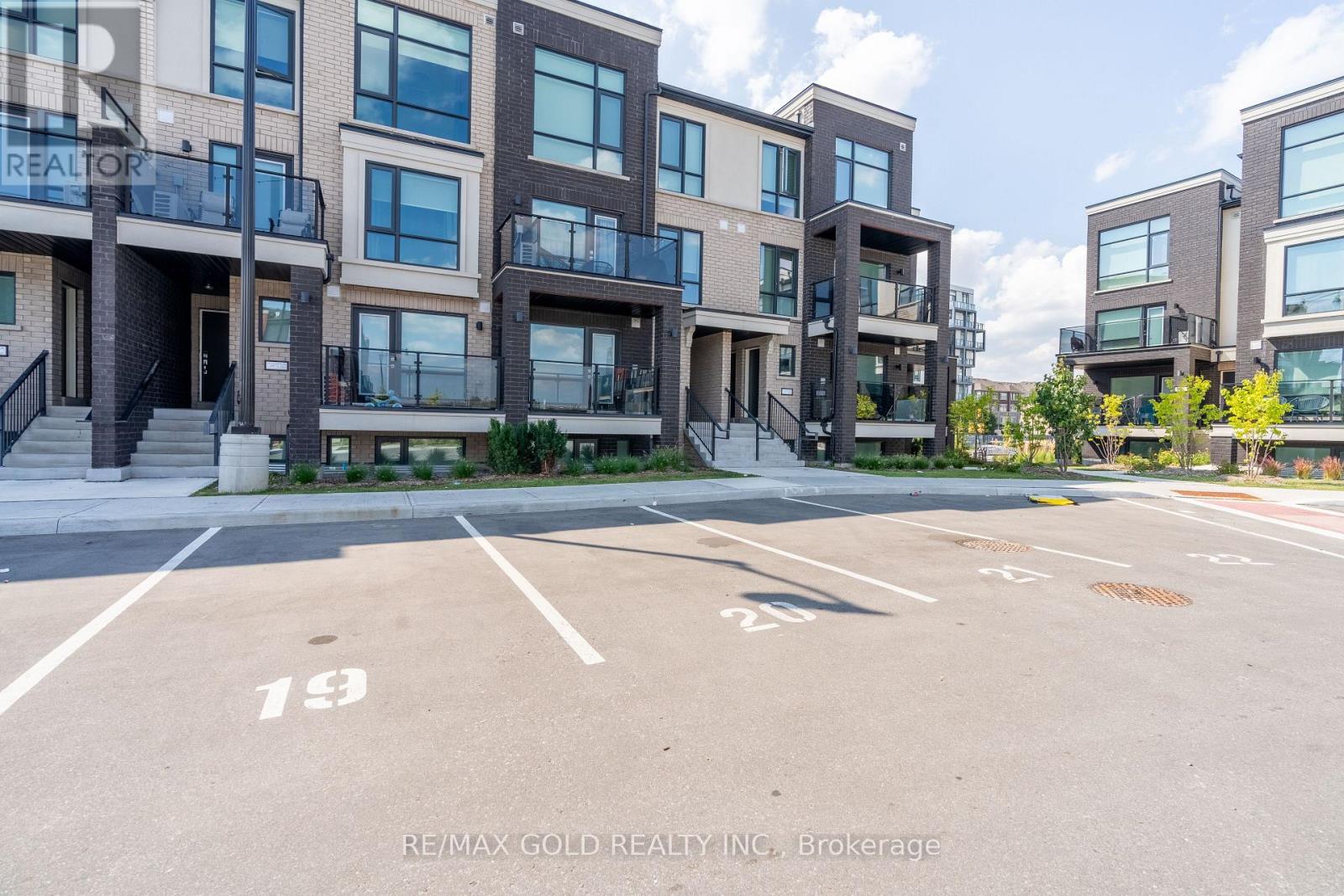 #13 175 VETERANS DRIVE - 28
