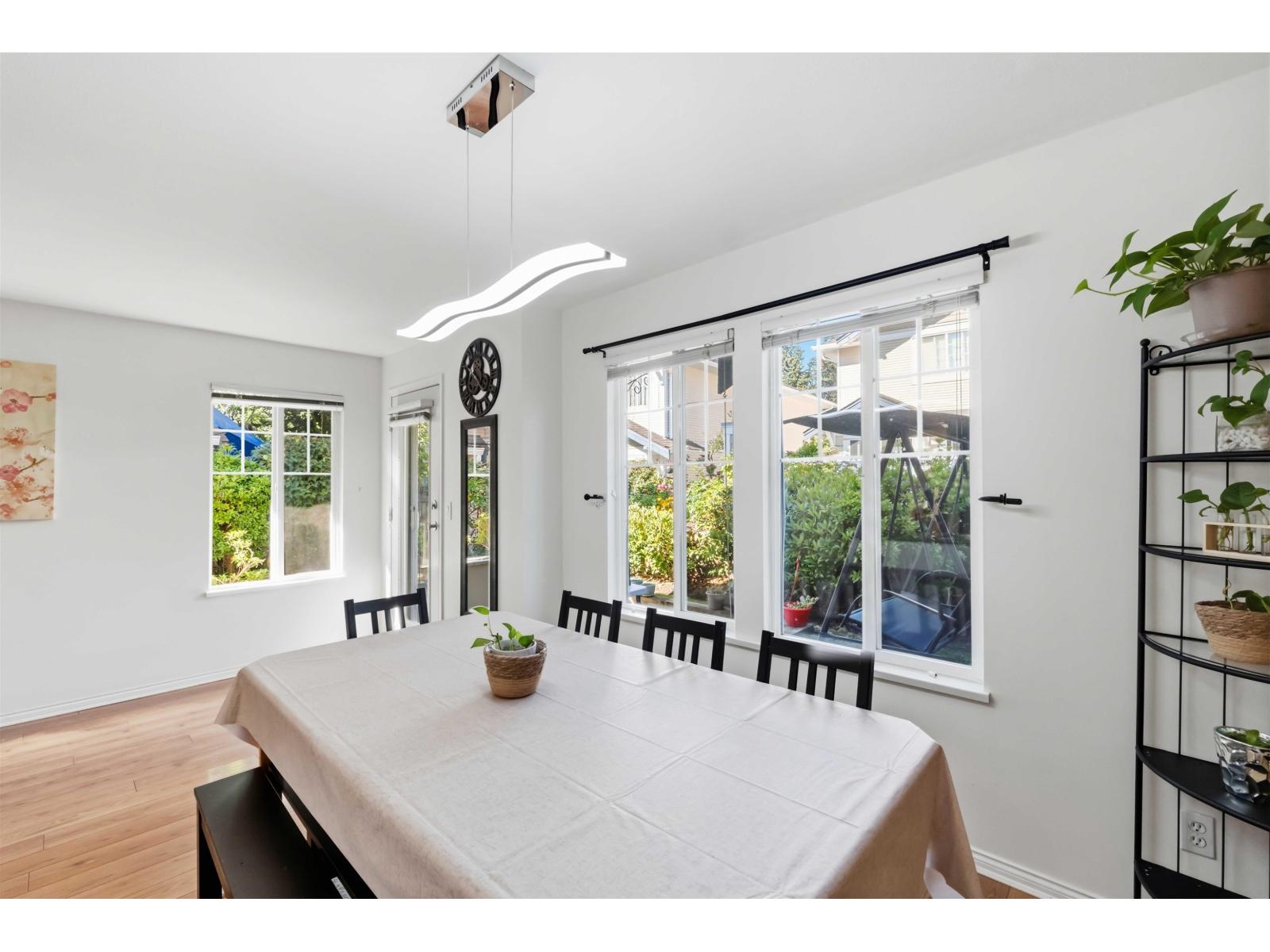 Photo of 16 6533 121 STREET 11