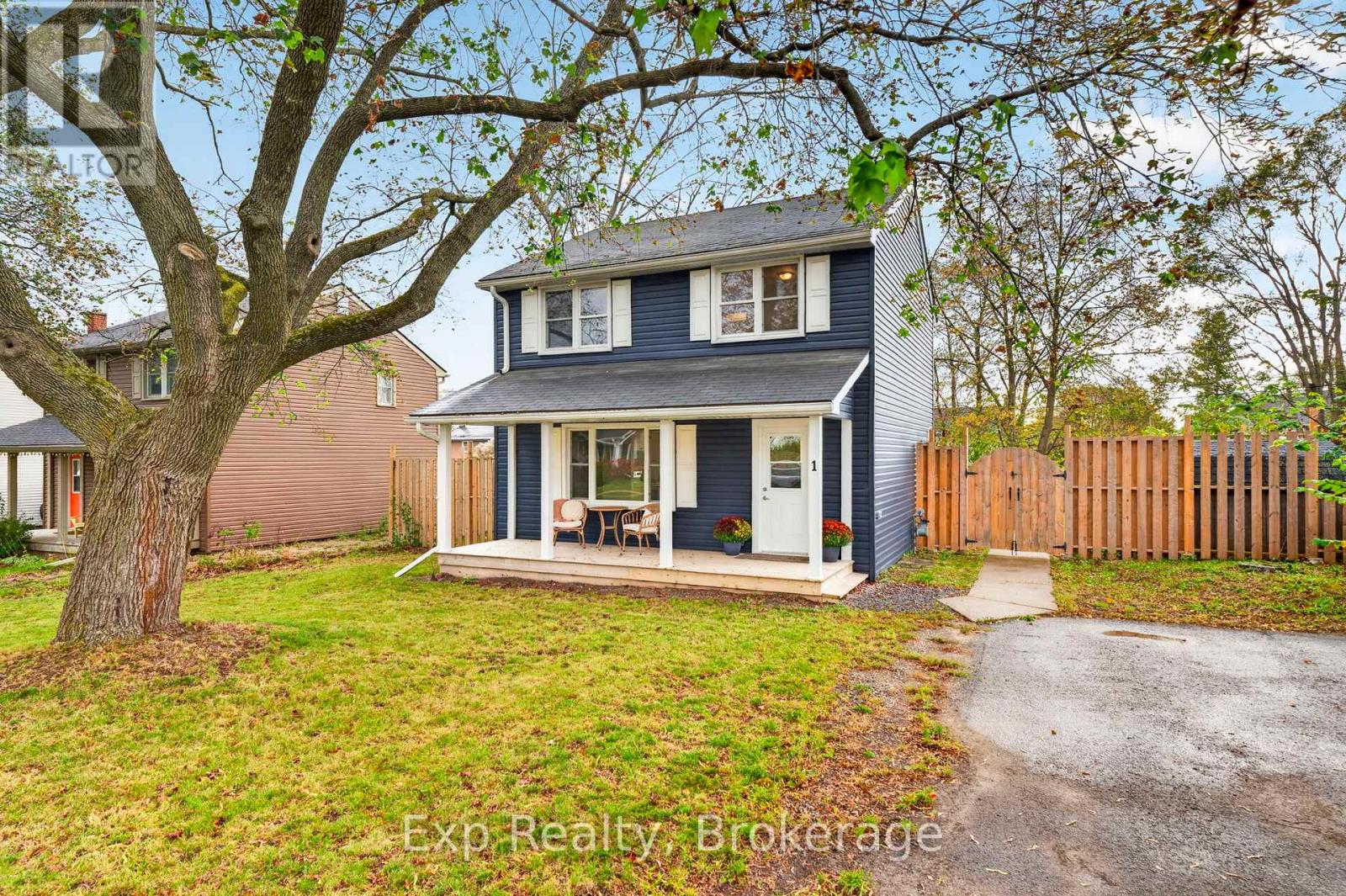 1 Diverbelt Drive, Prince Edward County, ON photo 1