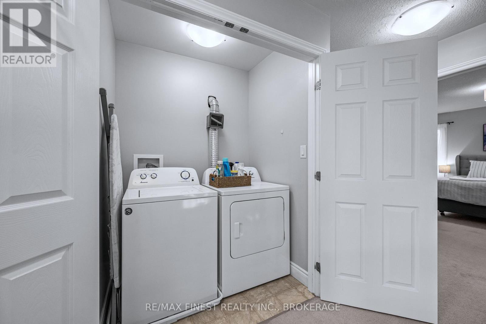 115 DR RICHARD JAMES CRESCENT - 16