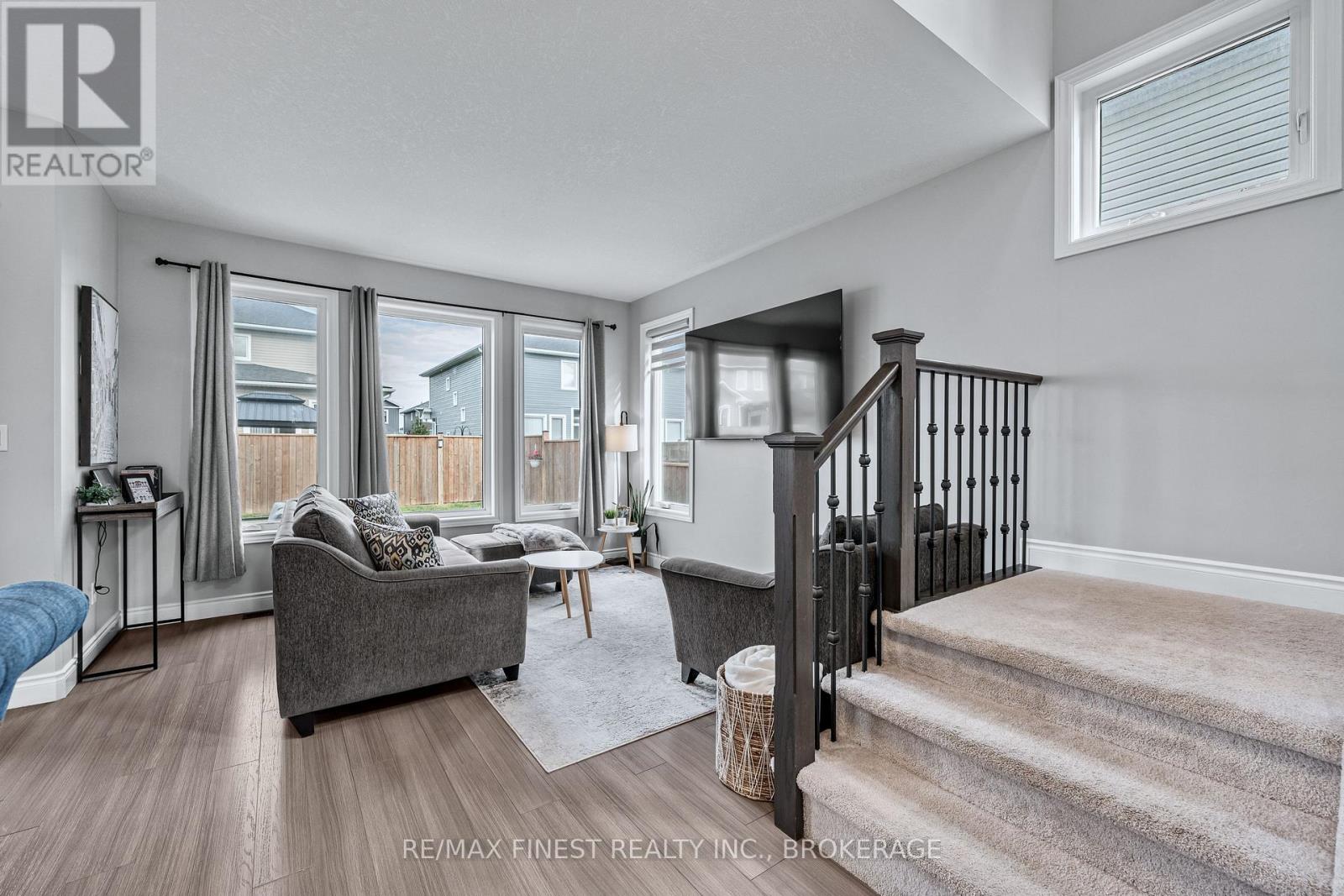 115 DR RICHARD JAMES CRESCENT - Image 7
