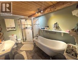 5007 Canium Court, 108 Mile Ranch, BC V0K2Z0 Photo 18