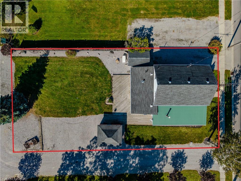 9 COLLEGE Avenue - 24