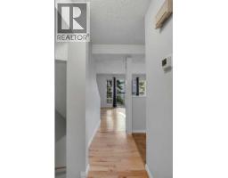 16, 643 4 Avenue NE - photo 4