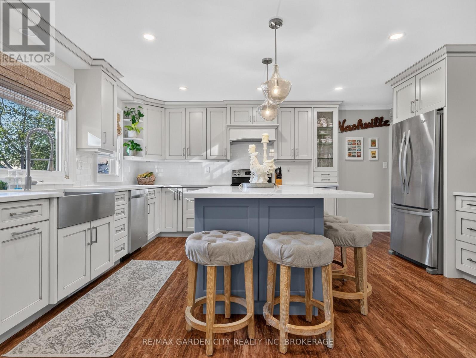 2506 CORAL AVENUE - 8