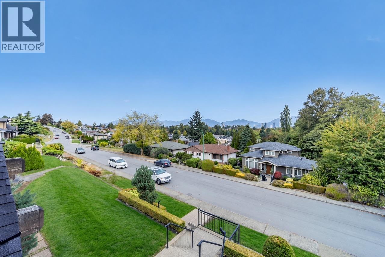 4294 PRICE CRESCENT, Burnaby - Image 1
