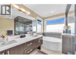 4294 Price Crescent, Burnaby, BC V5G2N2 Photo 25