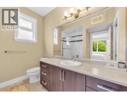 4294 Price Crescent, Burnaby, BC V5G2N2 Photo 33
