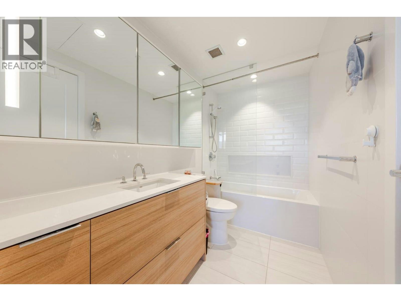 808 1045 AUSTIN AVENUE, Coquitlam - Image 1