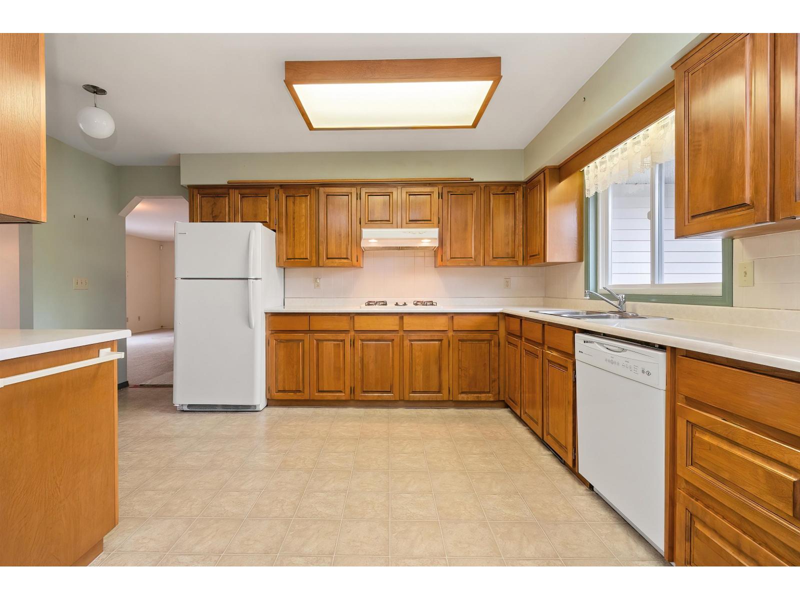Photo of 46634 ELLIOTT AVENUE, Fairfield Island 12