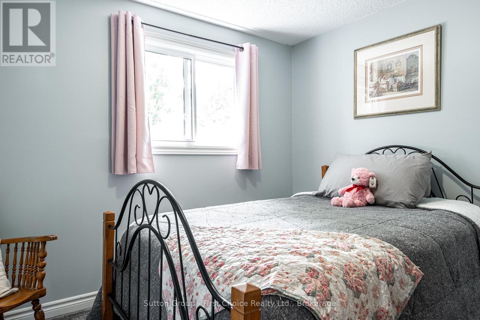 97 GRAHAM CRESCENT - 18