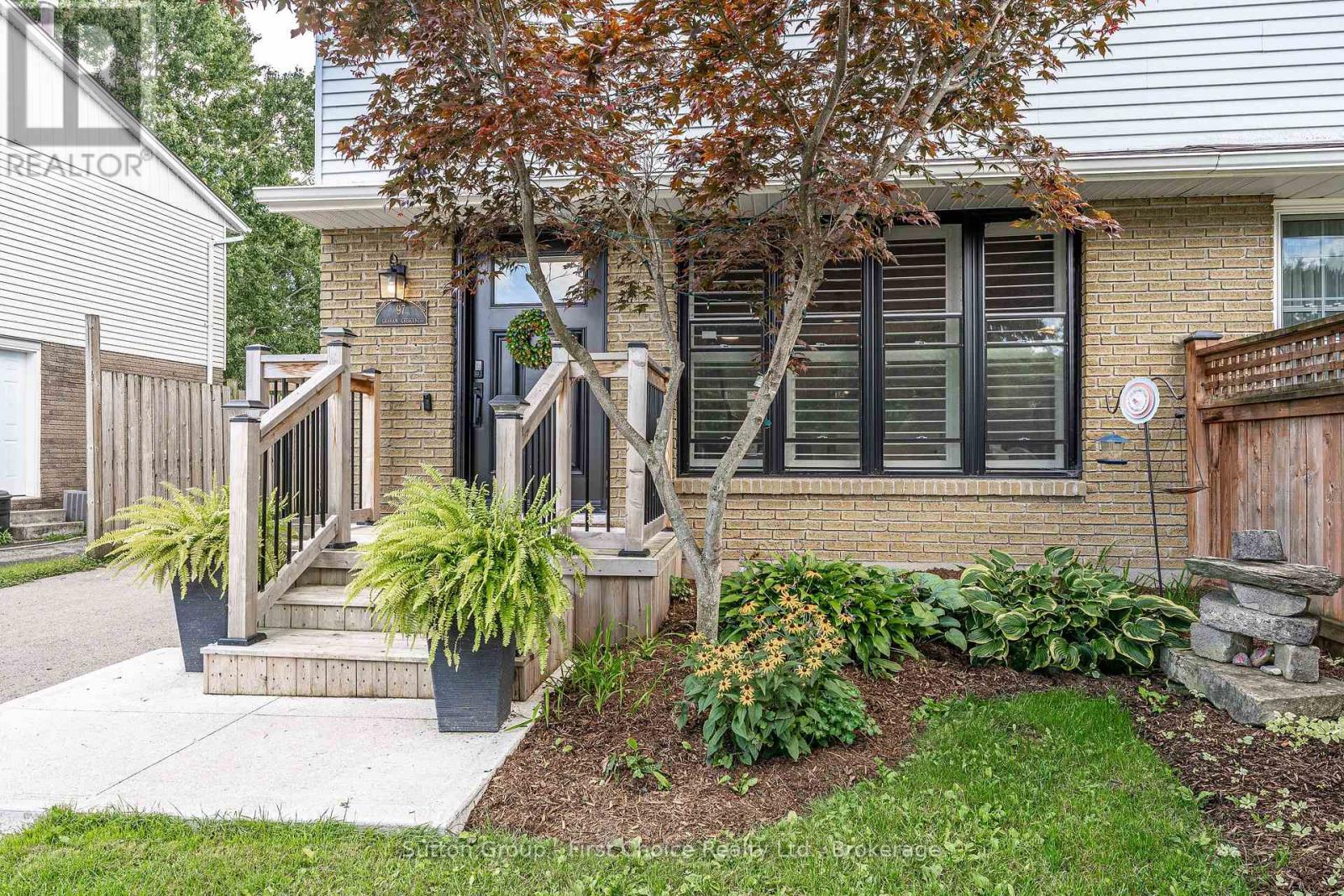 97 GRAHAM CRESCENT - Image 3