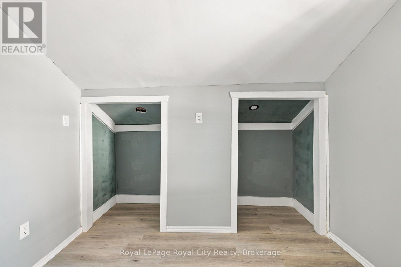 380 LIVINGSTONE AVENUE N - Image 24