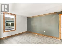 380 Livingstone Avenue N, North Perth, ON N4W1R2 Photo 13