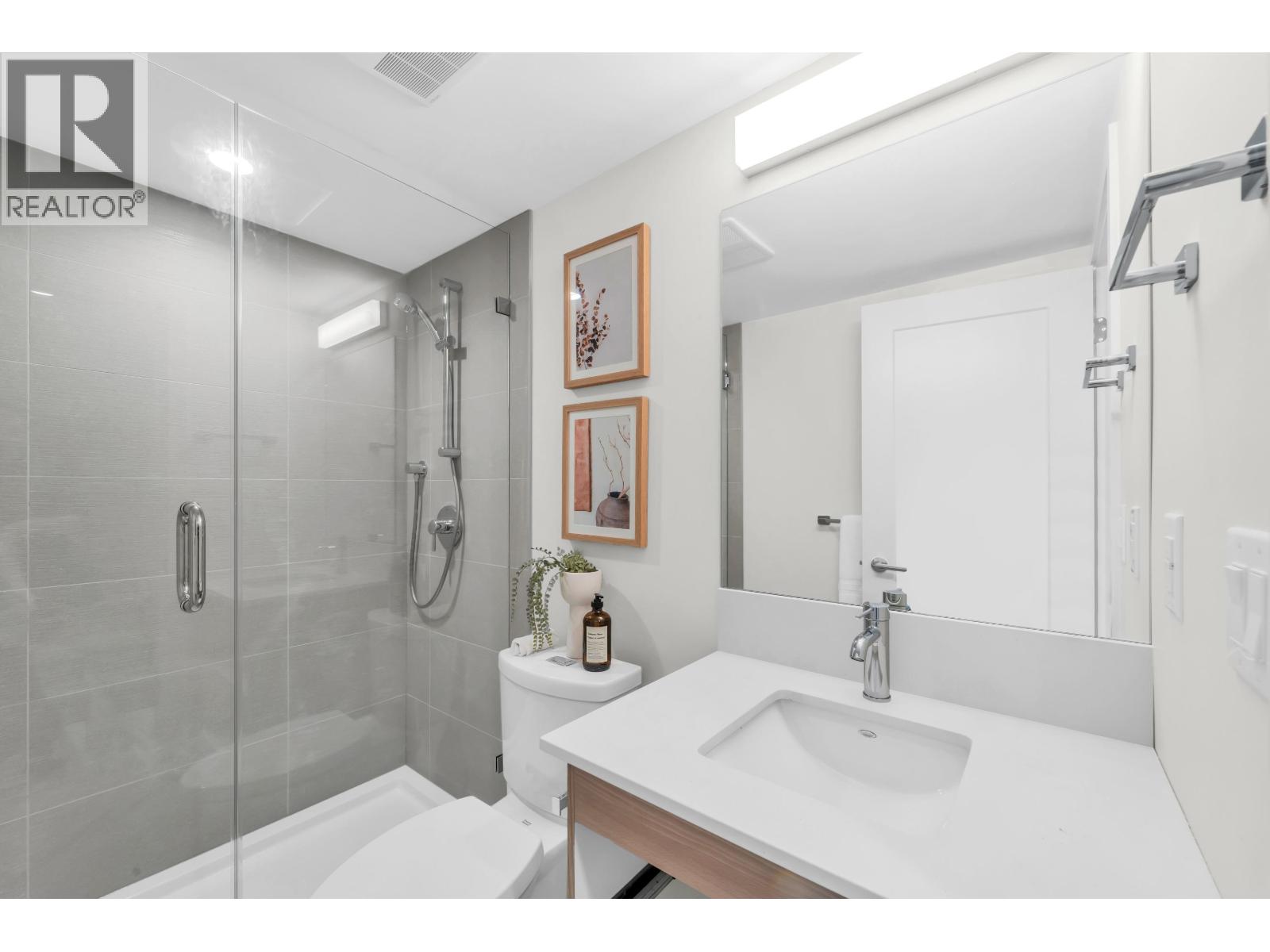 6 9331 FERNDALE ROAD, Richmond - Image 1