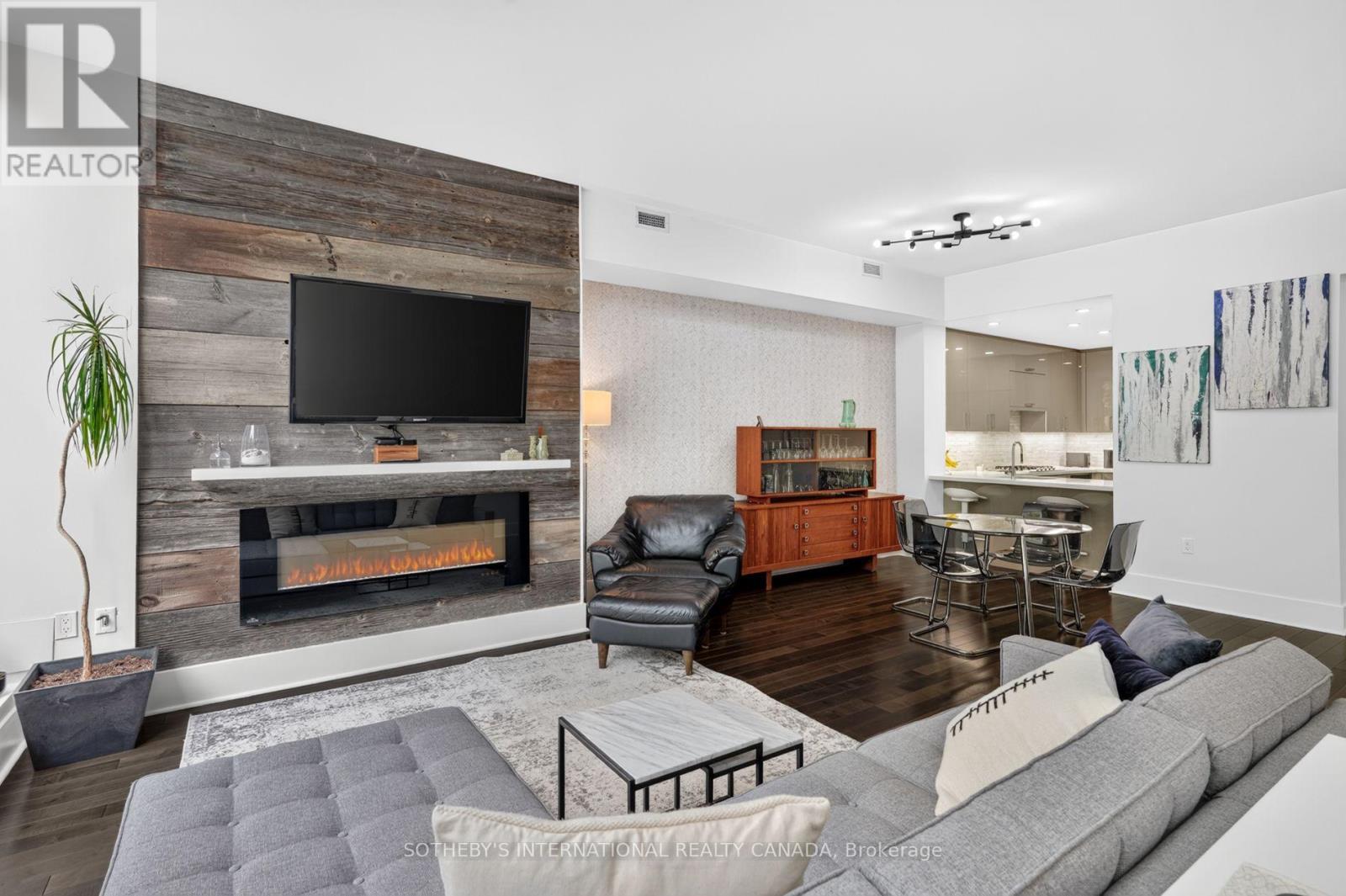 TH 114- 29 Queens Quay East, Toronto, ON photo 12