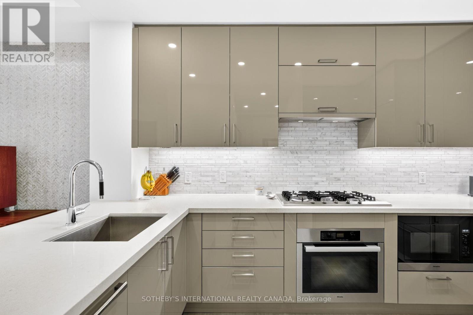 TH 114- 29 Queens Quay East, Toronto, ON photo 15