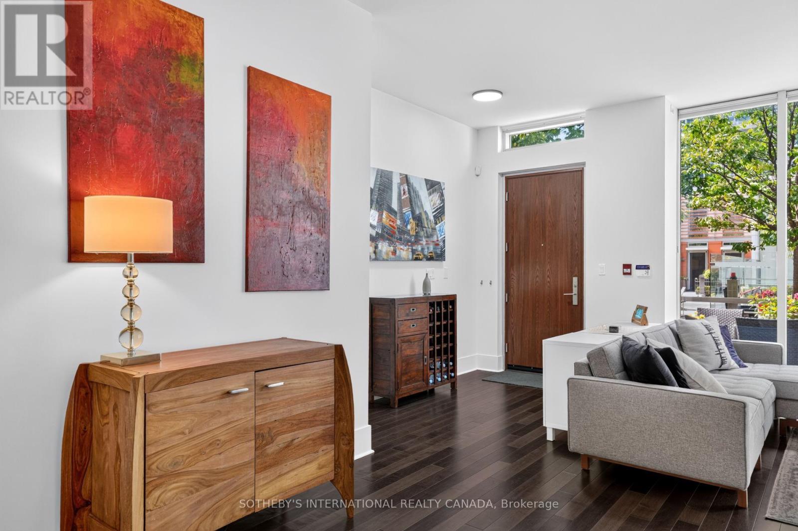 TH 114- 29 Queens Quay East, Toronto, ON photo 8