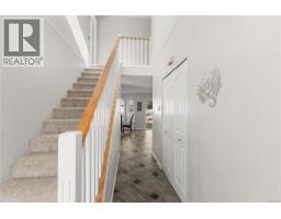 2752 Bradford Dr, Campbell River, BC V9W7X7 Photo 16