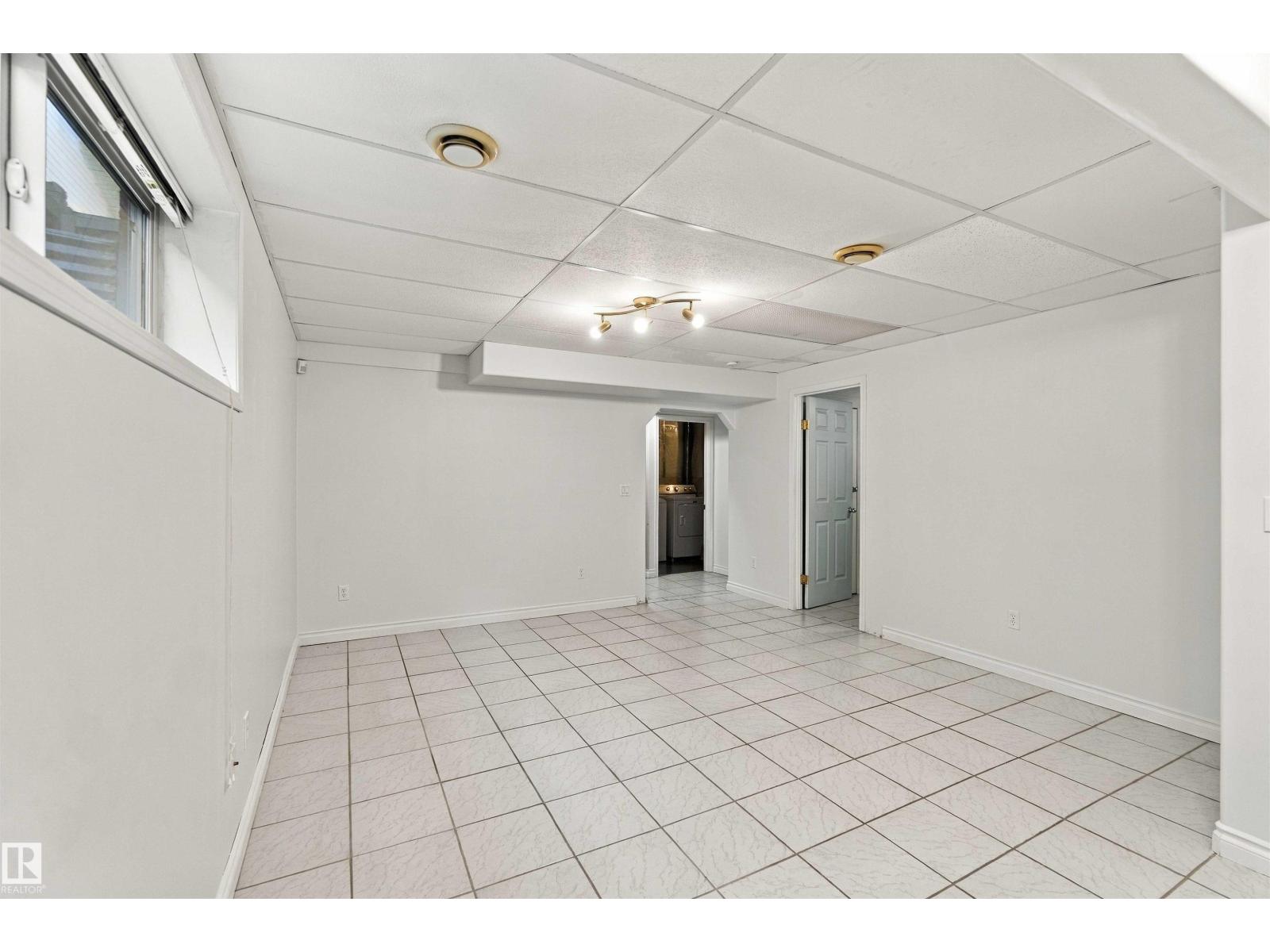 3524 MCLEAN CR SW - 10