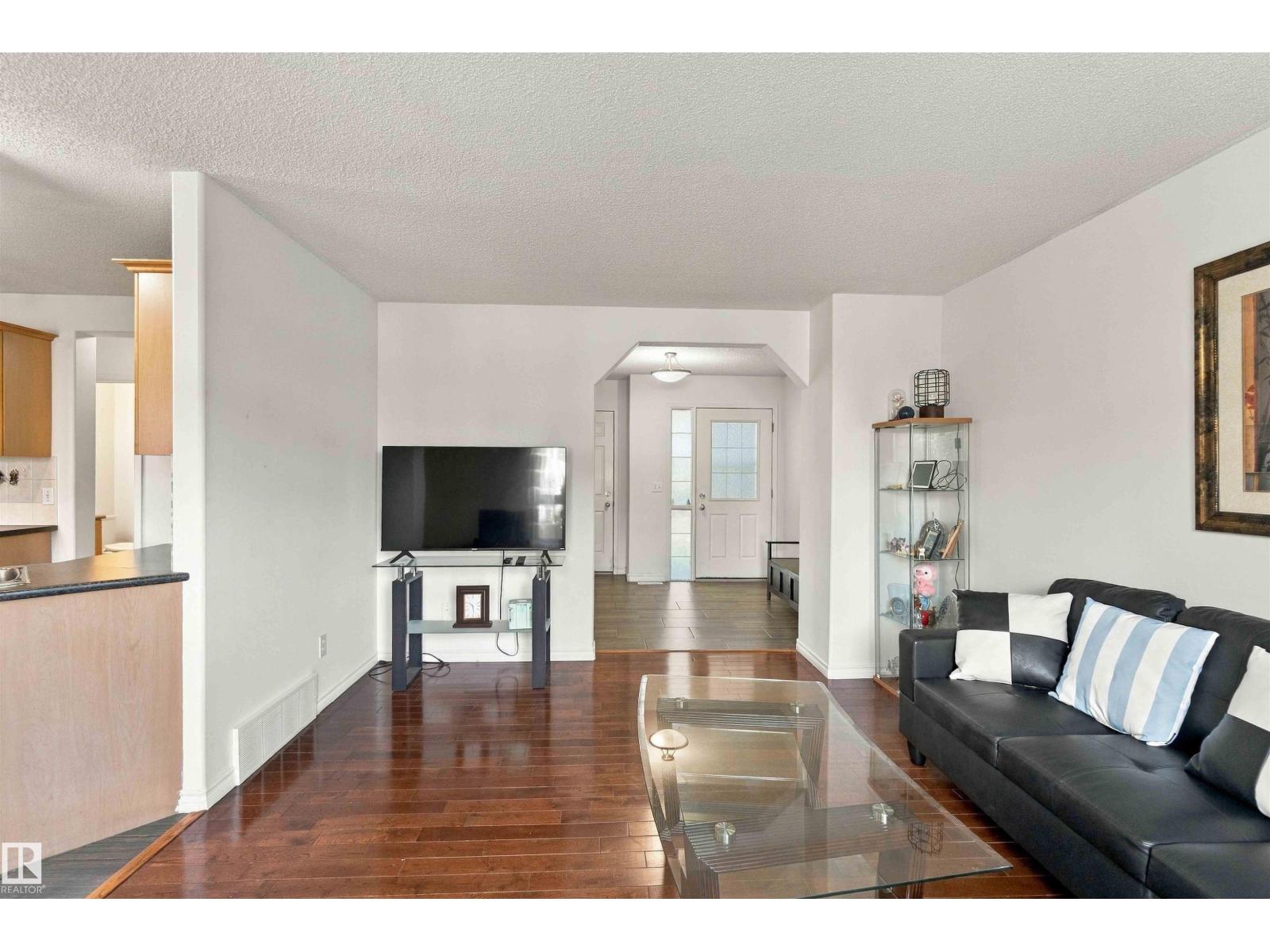 3524 MCLEAN CR SW - Image 23
