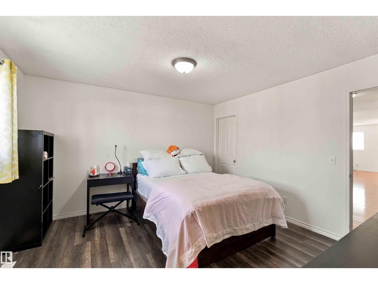 3524 MCLEAN CR SW - 41