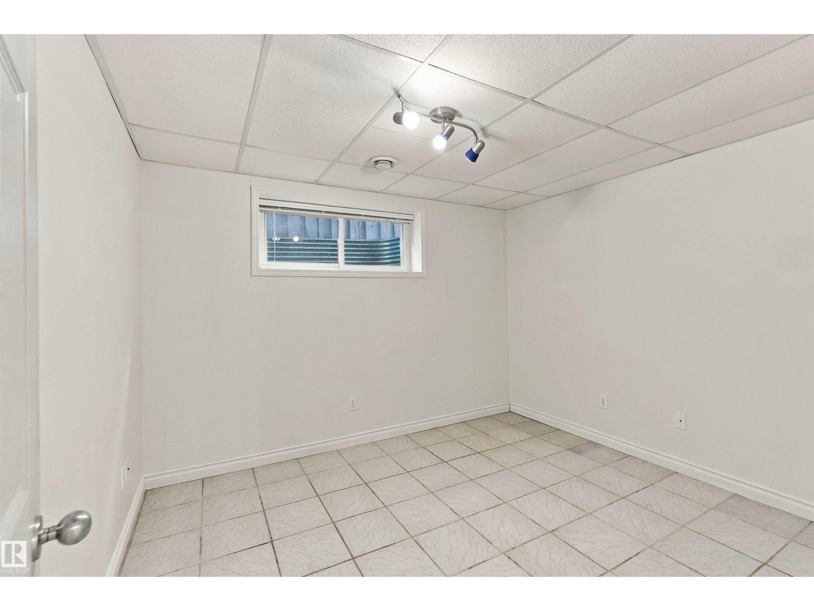 3524 MCLEAN CR SW - Image 47