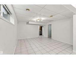 3524 Mclean Cr Sw, Edmonton, AB T6W1M3 Photo 10