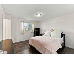 3524 Mclean Cr Sw, Edmonton, AB T6W1M3 Photo 9