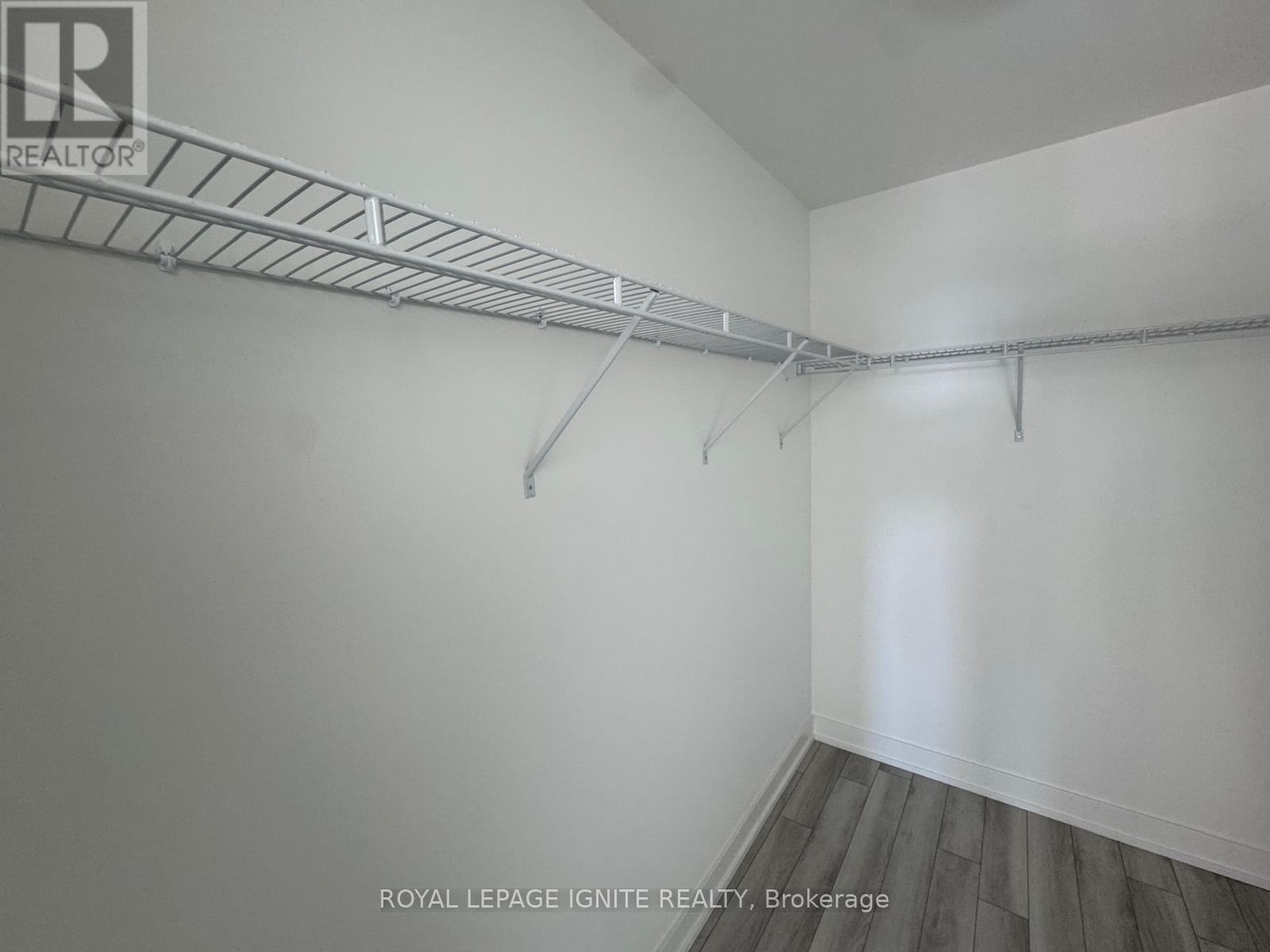 #701 51 CLARINGTON BOULEVARD - 18