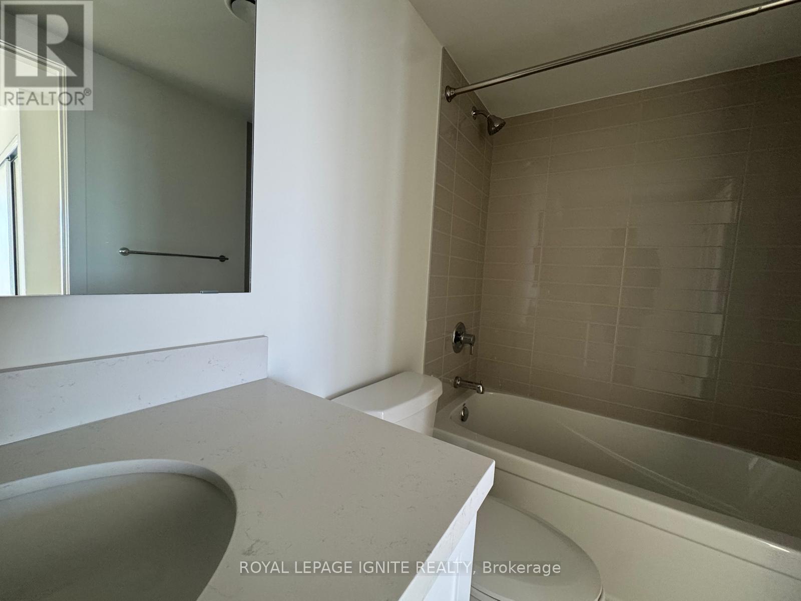 #701 51 CLARINGTON BOULEVARD - 7