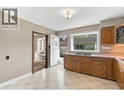 120 Fairview Crescent SE - photo 10
