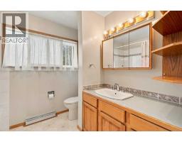 120 Fairview Crescent SE - photo 19